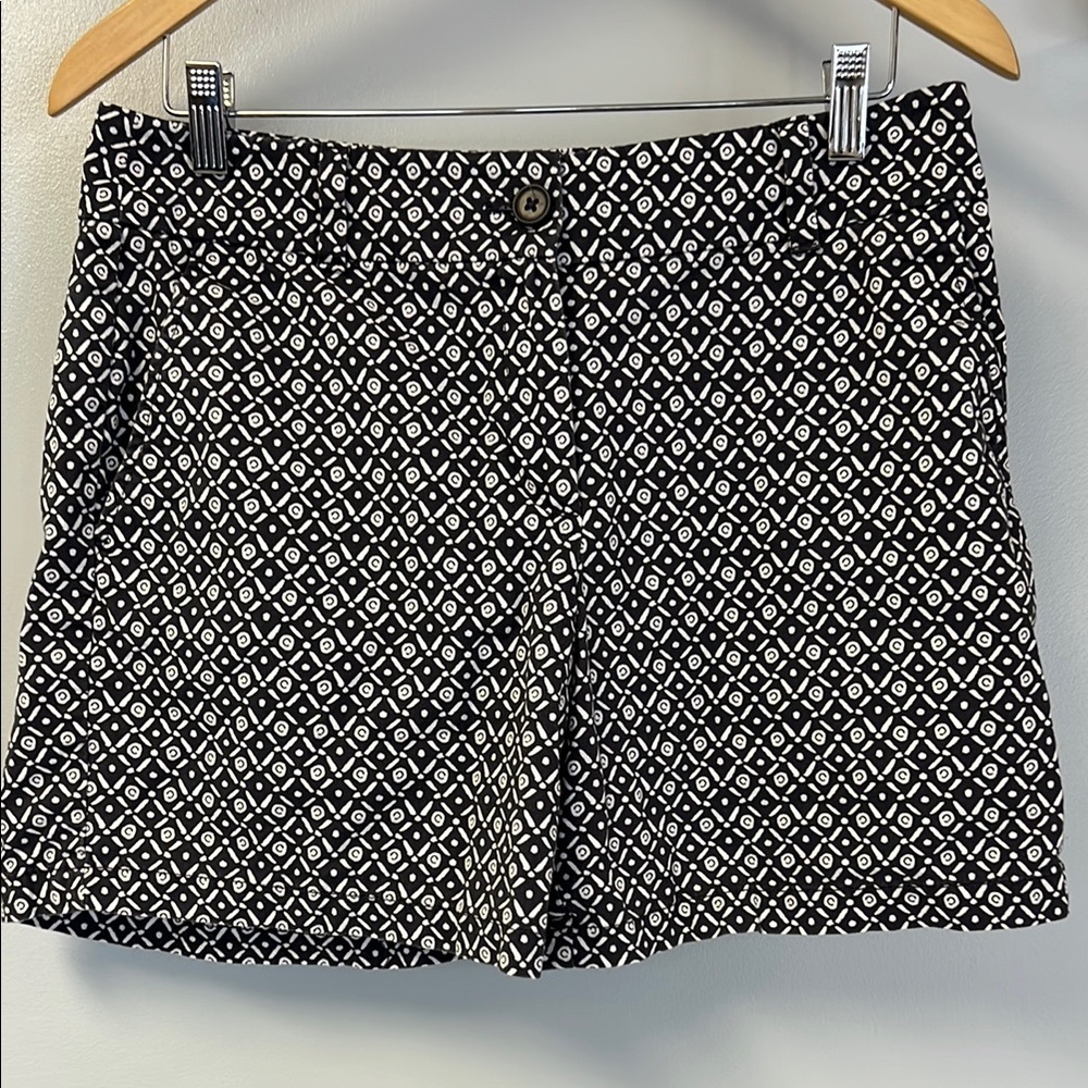 LOFT Black and White Chino Shorts Sz 6